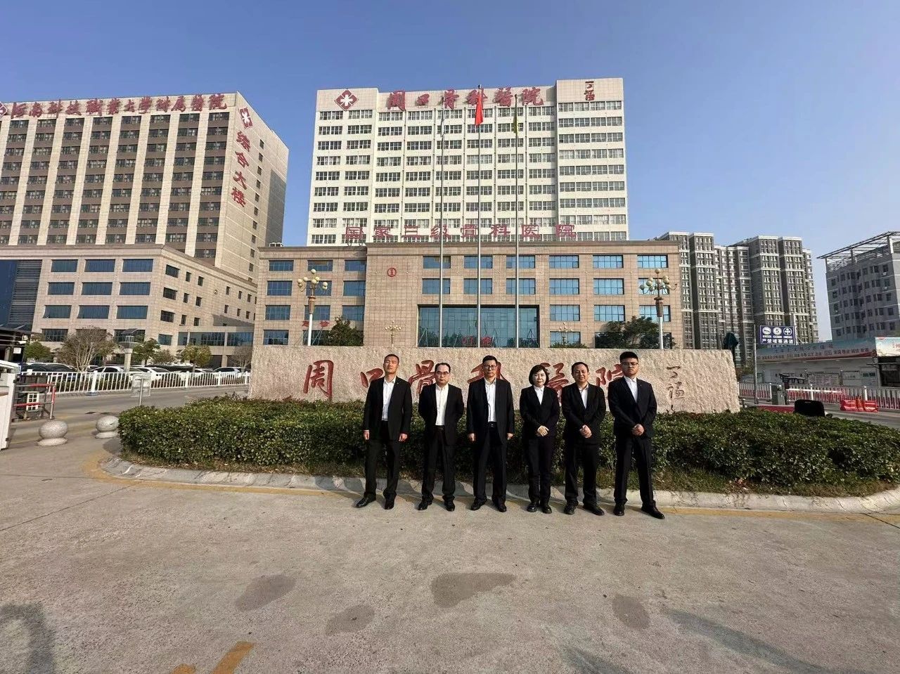 免陪模式是什么?医院推行家属零陪护的利弊分析
